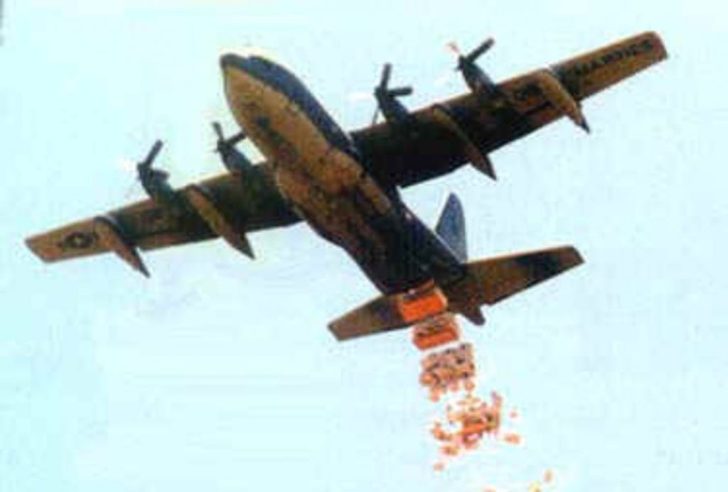 Panic Among Pakistanis After China Air Drops Tomatoes