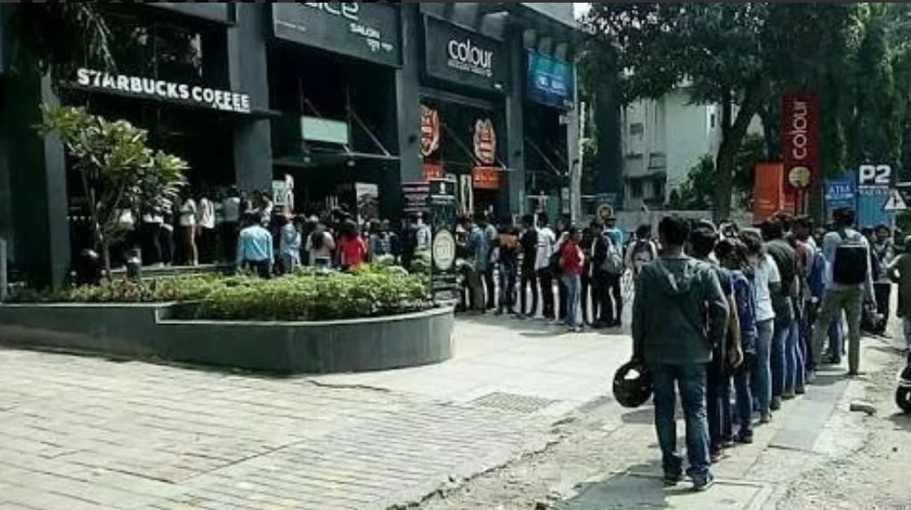 Polling Booths Of South Mumbai Painted As Starbucks To Ensure Maximum Voter Participation