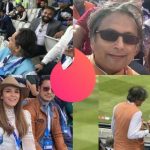 Shashi Tharoor Caught Using Tinder In England