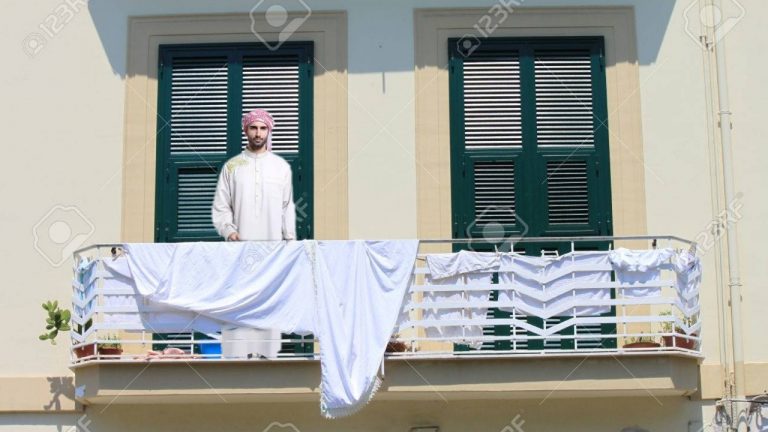 Indian Army captures a Pakistani who was spreading white bedsheet in the balcony, mistaking it for the white flag used for surrender