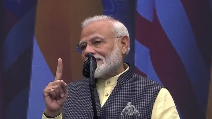 BREAKING: Middle class Indians panic after Modi mentions Texas in his speech.