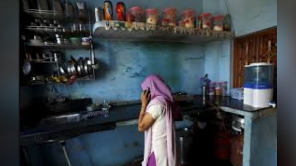 Woman caught receiving food online from kitchen window and serving it to family for the last 3 years