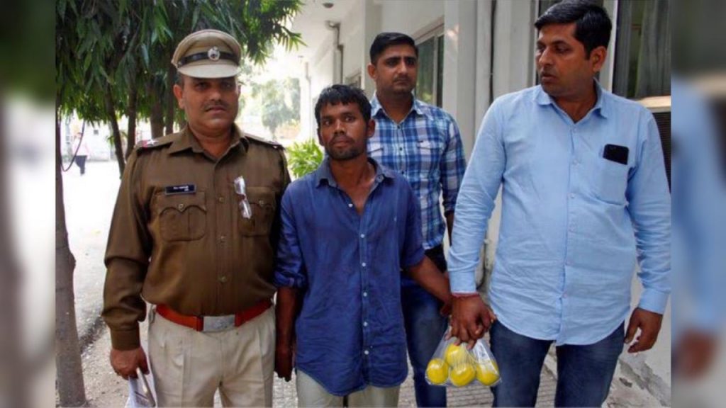 Police arrests a man with lemons outside JNU saying he’s carrying Citric acid