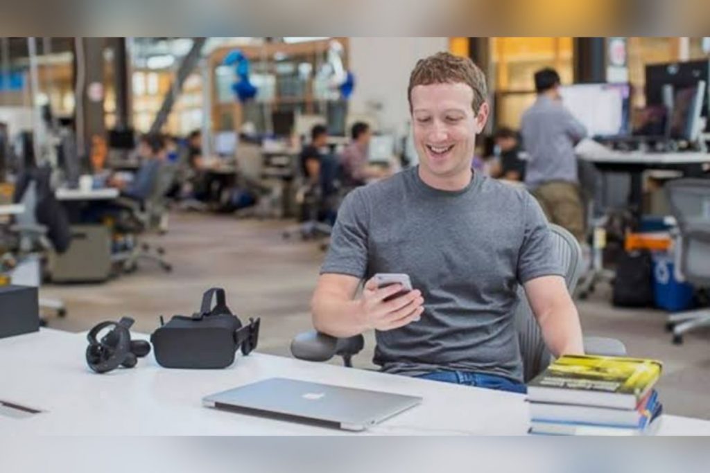 Mark Zukerberg To Remotely Click Agree Button Of WhatsApp New Policy Term If Users Take More Than Three Seconds