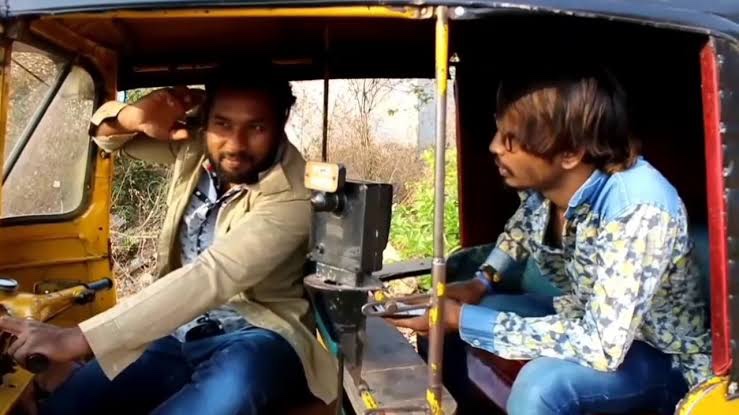 Non-Stop Abuses Of A Man To An Autowala Mistaken For A Rap Battle Face Off, Wins Rap Battle Competition