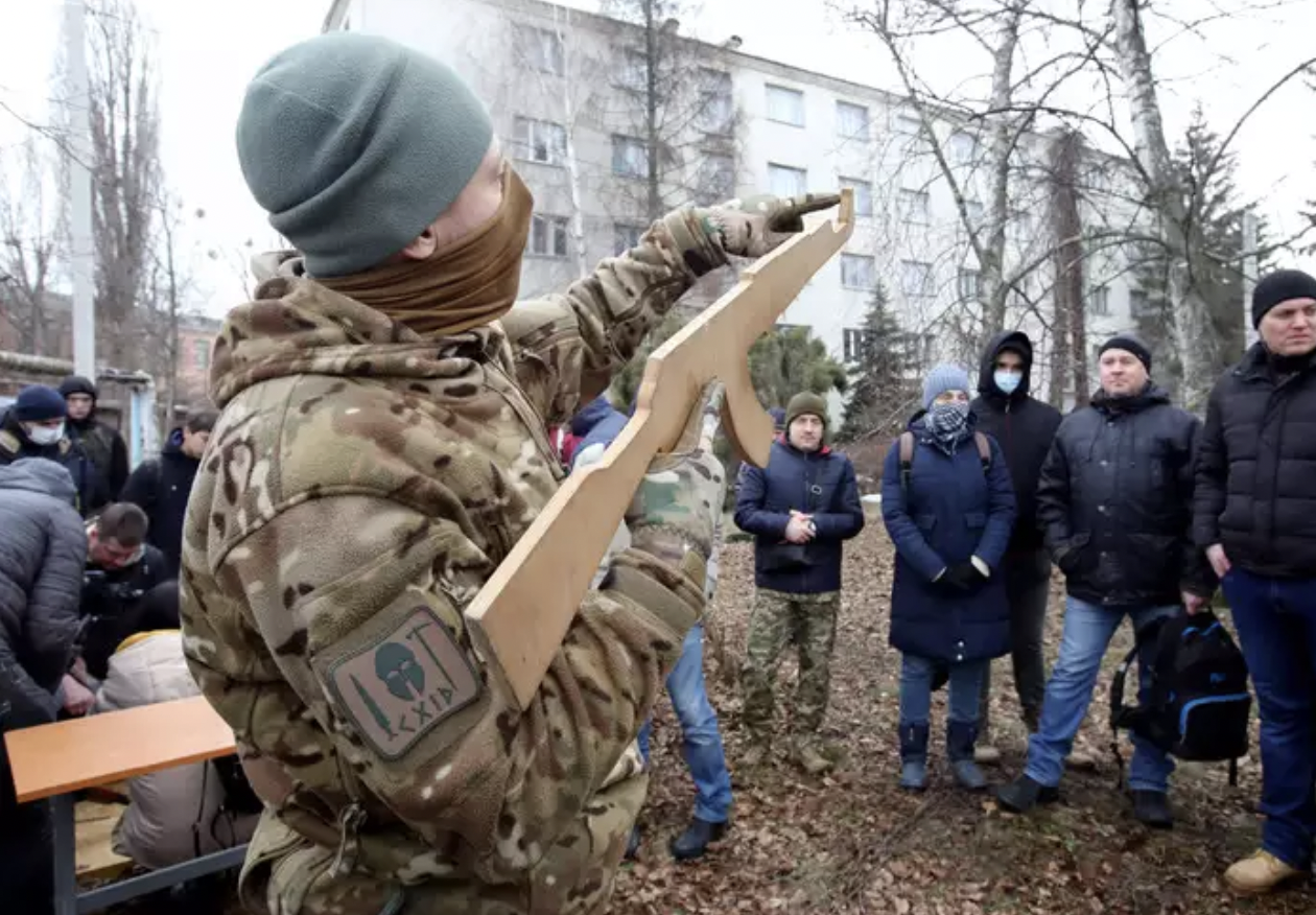 Ukraine Cardboard Gun