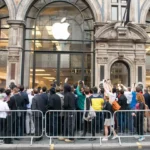 Americans Mistake XE for iphone New Model